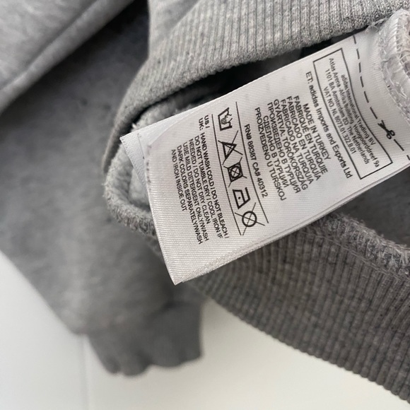 ⚫️ Adidas x Rita Ora ⚫️ Supergirl Grey Sparkle
Track Jacket - size small - Picture 8 of 8